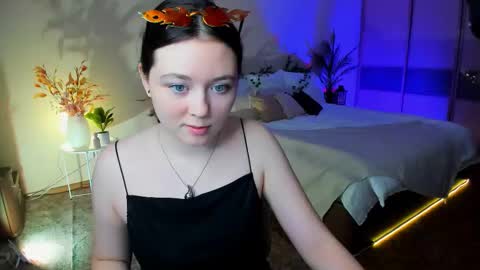 alluringeyess online show from 11-13-25, 11:20