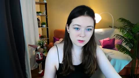 alluringeyess online show from 11-22-25, 09:08