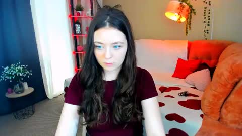 alluringeyess online show from 07-08-26, 12:20