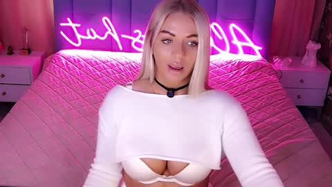 AlwaysHot online show from 03-26-26, 02:28