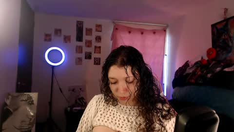 Snapshot of ally_donfort chatting on 04-29-26, 10:05 Ally online show from 04-29-26, 10:05