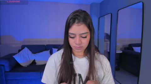 Snapshot of allyjensen chatting on 12-22-25, 10:12 Alisson online show from 12-22-25, 10:12