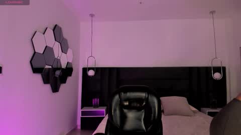 Snapshot of allyjensen chatting on 02-05-26, 10:09 Alisson online show from 02-05-26, 10:09