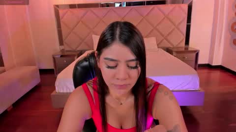 Snapshot of allyjensen chatting on 03-05-26, 10:22 Alisson online show from 03-05-26, 10:22