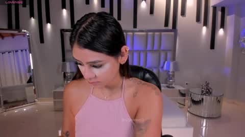 Alisson online show from 04-11-26, 10:19