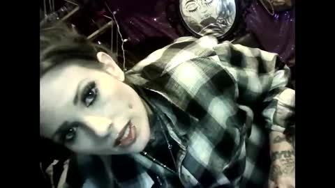 allymoon1369 online show from 04-16-26, 08:37