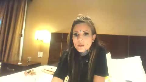 Snapshot of allymoon1369 chatting on 05-26-26, 10:11 allymoon1369 online show from 05-26-26, 10:11