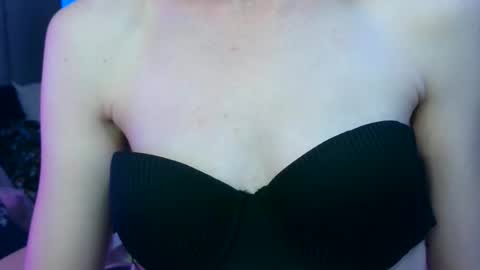 Ally Girl In Her Ally World online show from 02-25-26, 07:07