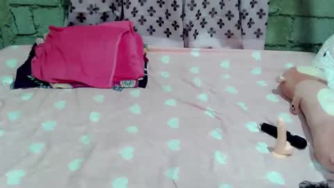 Snapshot of allys_collens chatting on 05-21-26, 05:36 allys_collens online show from 05-21-26, 05:36