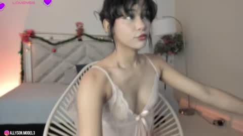 Allyson 3 online show from 01-02-25, 07:29