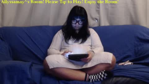 Snapshot of allyssamay chatting on 12-16-24, 03:19 Allyssamay online show from 12-16-24, 03:19