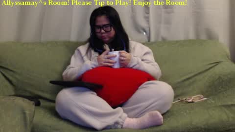 Snapshot of allyssamay chatting on 01-01-25, 03:34 Allyssamay online show from 01-01-25, 03:34