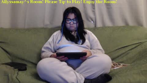 Snapshot of allyssamay chatting on 01-05-25, 06:24 Allyssamay online show from 01-05-25, 06:24