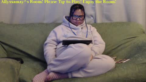 Snapshot of allyssamay chatting on 01-11-25, 06:56 Allyssamay online show from 01-11-25, 06:56