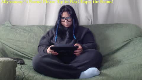 Snapshot of allyssamay chatting on 01-12-25, 02:19 Allyssamay online show from 01-12-25, 02:19