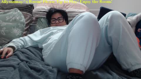 Snapshot of allyssamay chatting on 02-04-25, 06:25 Allyssamay online show from 02-04-25, 06:25