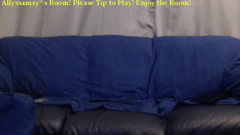 Snapshot of allyssamay chatting on 03-10-25, 03:12 Allyssamay online show from 03-10-25, 03:12