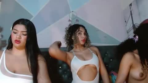 Snapshot of alma_meza chatting on 10-13-25, 08:53 alma_meza online show from 10-13-25, 08:53