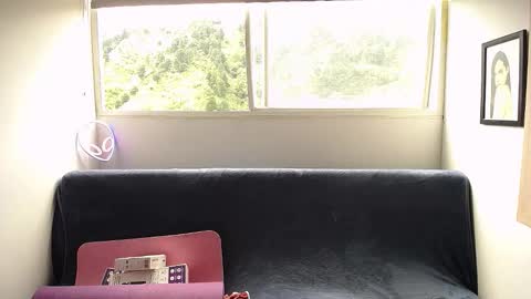 Snapshot of alma_sweet chatting on 12-14-25, 04:23 Arhantxa online show from 12-14-25, 04:23