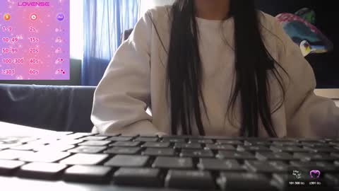 Snapshot of alma_sweet chatting on 03-11-26, 02:12 Arhantxa online show from 03-11-26, 02:12