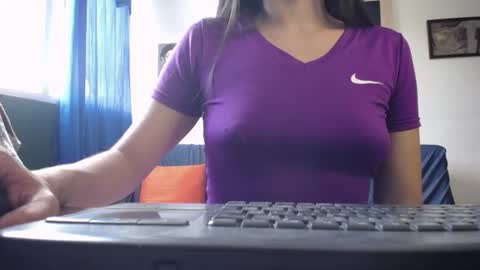 Snapshot of alma_sweet chatting on 08-01-26, 07:35 Arhantxa online show from 08-01-26, 07:35