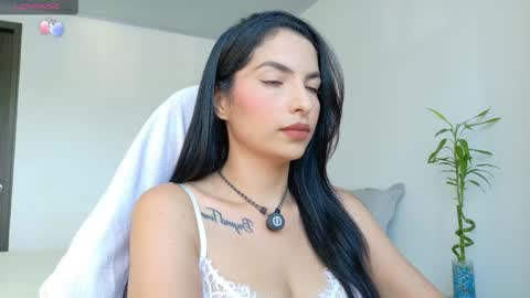Snapshot of almatease chatting on 05-20-26, 08:15 Alma online show from 05-20-26, 08:15