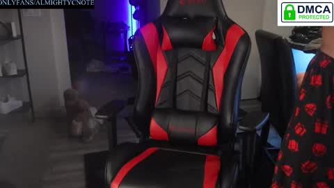 Snapshot of almightycnote chatting on 03-08-25, 07:20 Almightycnote online show from 03-08-25, 07:20