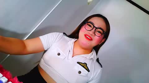 Almira online show from 11-21-25, 12:43