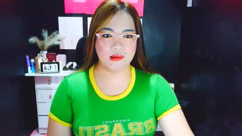 Almira online show from 01-14-26, 03:01