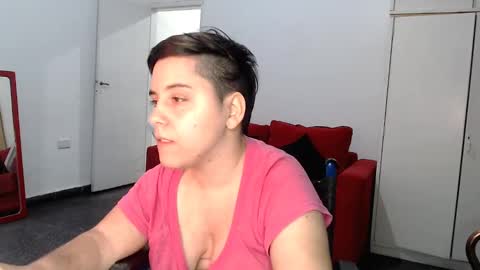 Snapshot of almondonwheels chatting on 12-03-24, 01:41 Almond online show from 12-03-24, 01:41