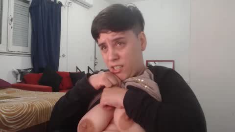 Almond online show from 04-07-26, 12:55