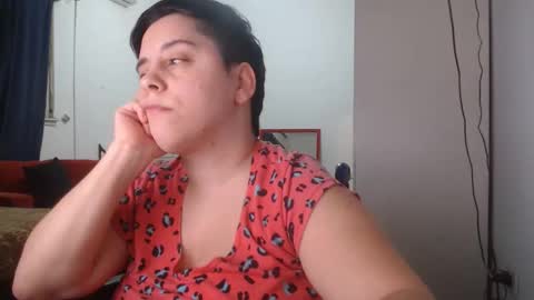 Almond online show from 04-29-26, 01:53