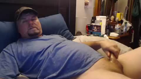 Snapshot of almostheaven chatting on 01-18-26, 12:31 almostheaven online show from 01-18-26, 12:31