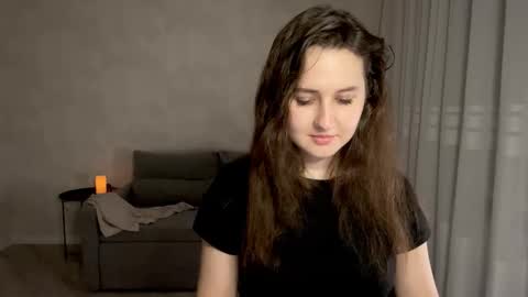 Snapshot of almostinnocent_ chatting on 10-23-25, 07:45 Anna online show from 10-23-25, 07:45