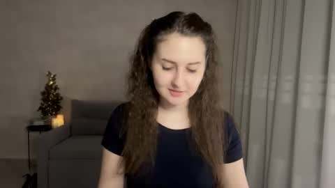 Snapshot of almostinnocent_ chatting on 12-01-25, 11:21 Anna online show from 12-01-25, 11:21