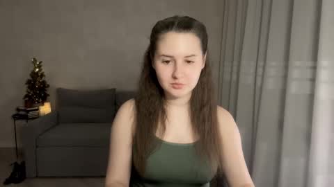 Snapshot of almostinnocent_ chatting on 12-03-25, 12:07 Anna online show from 12-03-25, 12:07