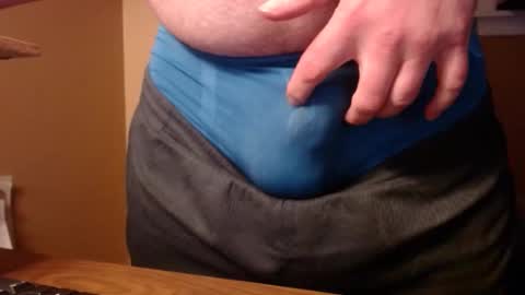 Snapshot of aloneandjustme chatting on 12-04-25, 10:40 JustMe online show from 12-04-25, 10:40