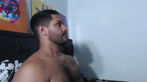 Snapshot of alonxoo chatting on 06-24-26, 10:09 alonxoo online show from 06-24-26, 10:09