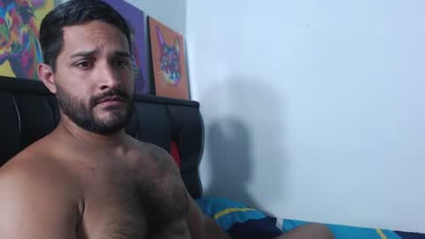 Snapshot of alonxoo chatting on 08-01-26, 10:30 alonxoo online show from 08-01-26, 10:30