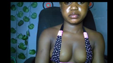 Snapshot of alosexy_bae chatting on 05-17-26, 08:38 alo online show from 05-17-26, 08:38