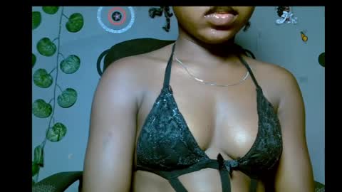 Snapshot of alosexy_bae chatting on 05-27-26, 06:32 alo online show from 05-27-26, 06:32