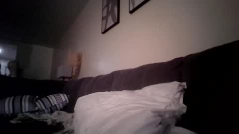 Snapshot of aloysiuz chatting on 06-01-26, 10:50 Aloysius online show from 06-01-26, 10:50