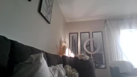 Snapshot of aloysiuz chatting on 06-09-26, 09:26 Aloysius online show from 06-09-26, 09:26