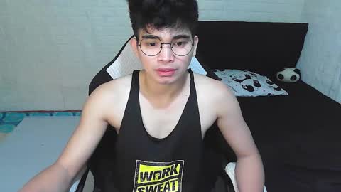 Angelo online show from 10-22-25, 03:45