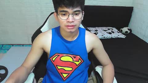 Angelo online show from 10-31-25, 06:47