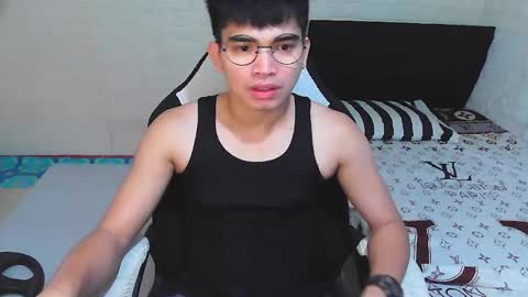 Angelo online show from 12-15-25, 06:17