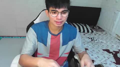 Angelo online show from 12-19-25, 05:25