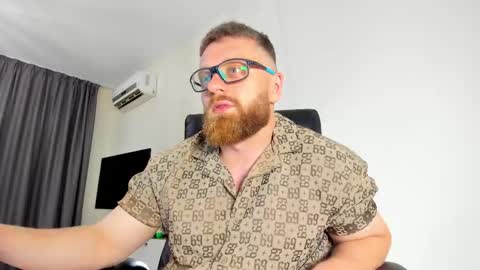Alphaalexxx Lets reach Me 100 thumbs up online show from 05-29-26, 07:50