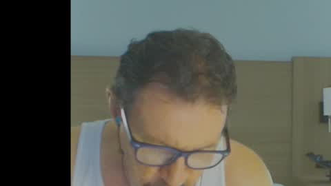 alphablue_wolf1295 online show from 05-04-26, 10:50