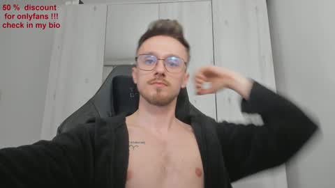 Snapshot of alphaboyfun chatting on 02-05-25, 06:13 Andi online show from 02-05-25, 06:13